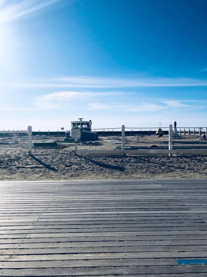 Son Des Mouettes Plage トルヴィル＝シュル＝メール エクステリア 写真